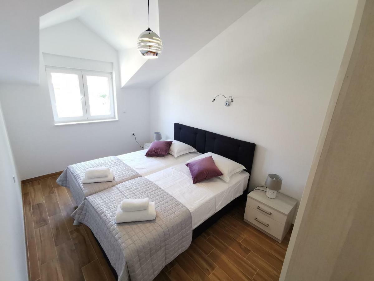New Apartments 9 Minutes From Split Airport Kastela Exterior photo