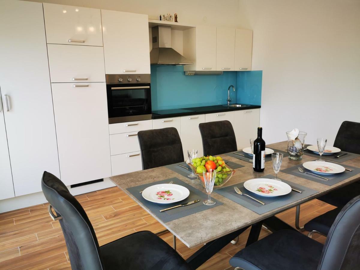 New Apartments 9 Minutes From Split Airport Kastela Exterior photo