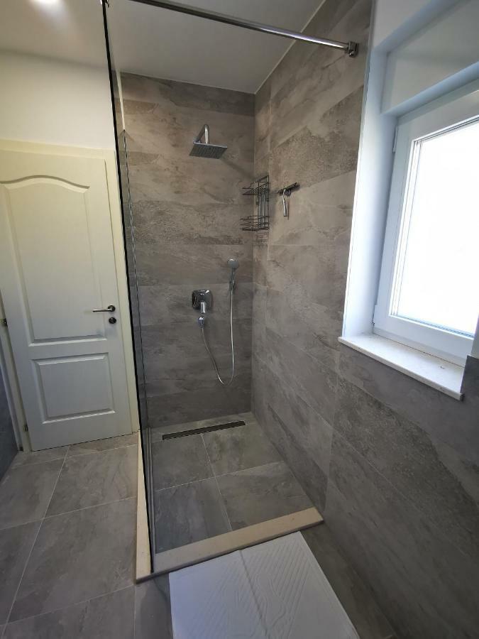 New Apartments 9 Minutes From Split Airport Kastela Exterior photo